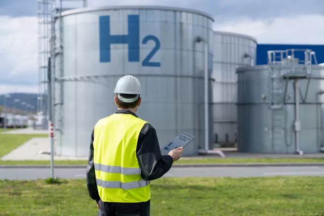 commercial-industrial-fuel-cell-clean-energy-borit.jpg